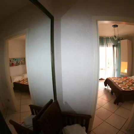 Sigismondo Castromediano Bed & Breakfast 2*