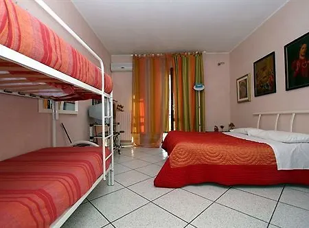 Sigismondo Castromediano Panzió 2*