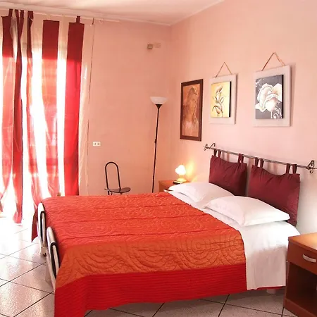 Sigismondo Castromediano 2* Lecce