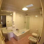 Sigismondo Castromediano Bed & Breakfast 2*