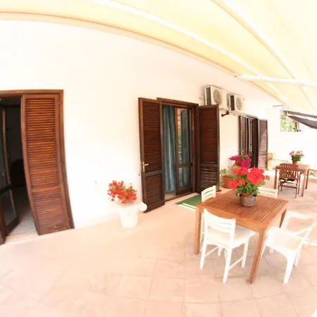 Sigismondo Castromediano 2* Λέτσε