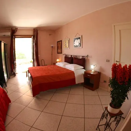 Sigismondo Castromediano Bed and Breakfast
