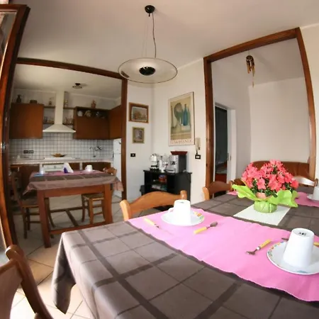 Sigismondo Castromediano Bed and Breakfast 2*
